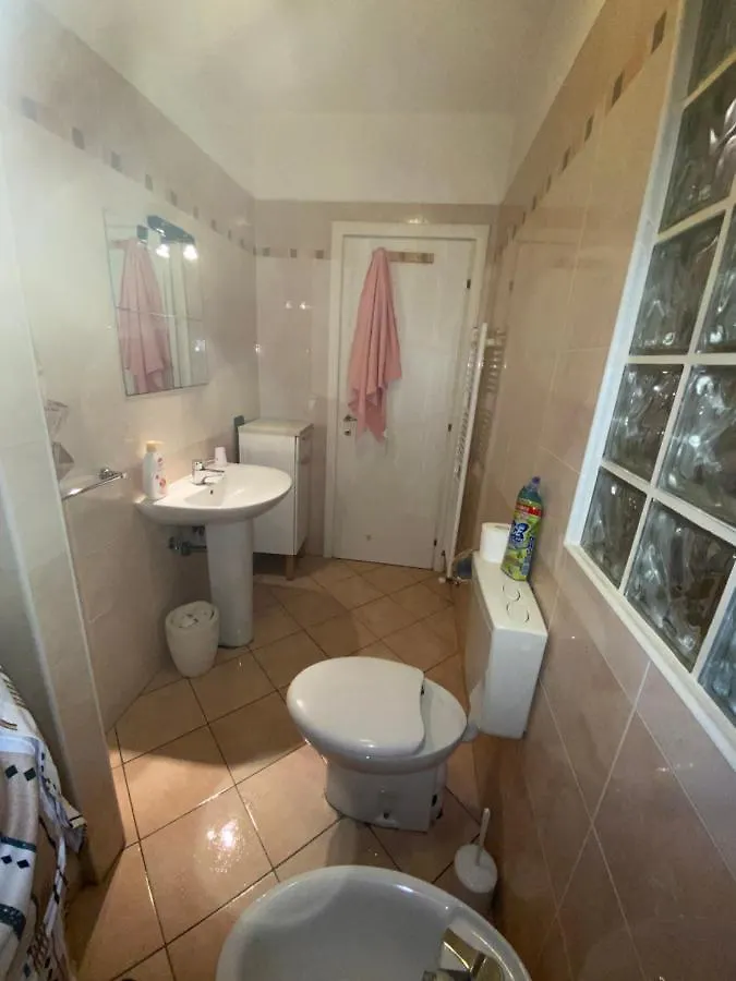 Appartamento Une Tres Belle Maison Tole Bologna Itali 0*,  Italia